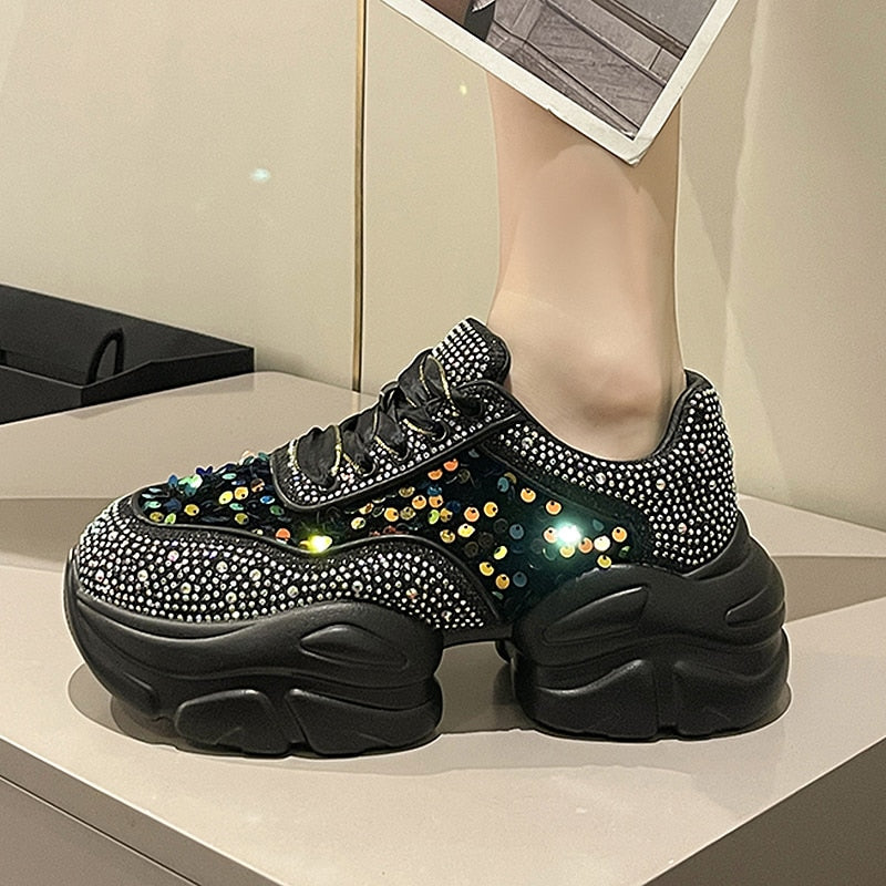 Maica - Farverige Chunky Trail Sneakers med Perler og Pailletter til Dame | Ideel til afslappede dage